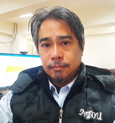 Professor Ruey-Syan Shih
